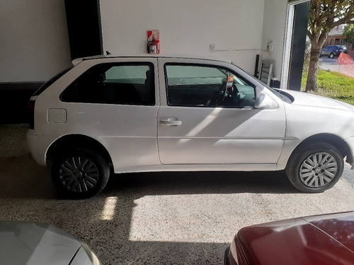 Volkswagen Gol 1.6 I Comfortline 70a 2009