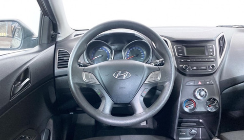 Imagem 15 de 15 de 128289 - Hyundai Hb20 2019 Com Garantia