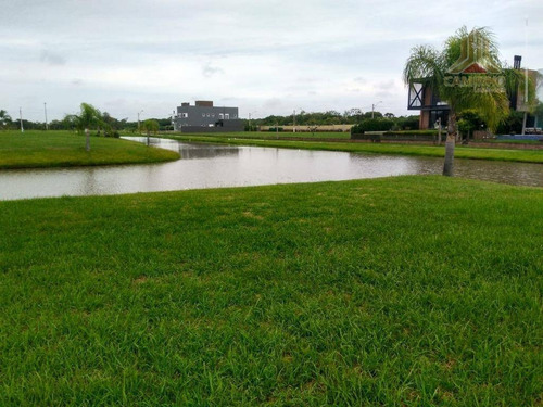 Imagem 1 de 30 de Terreno Molhado No Ilhas Park Eldorado, Lote Molhado, Tem Os Fundos E A Lateral Leste, Voltadas Para O Lago. - Te0209