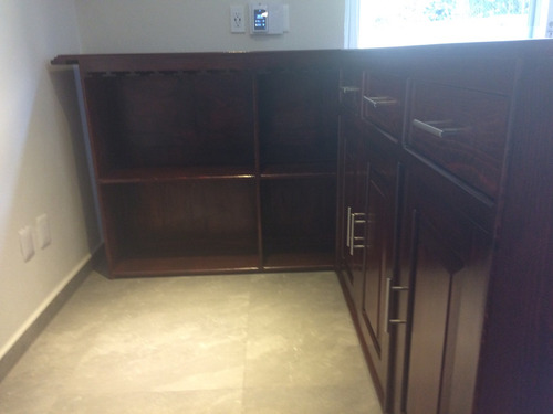 Cantinero Color Caoba. Muebles Unión.