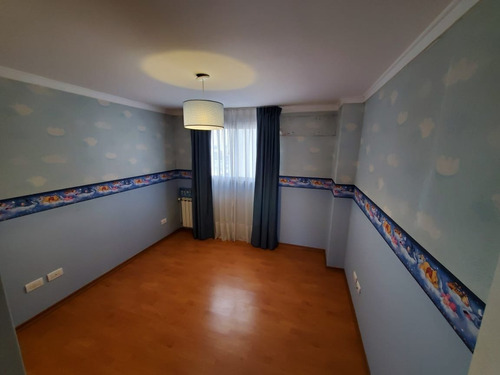 Departamento De 3 Amb Con Cochera En Venta / Zona Chauvin