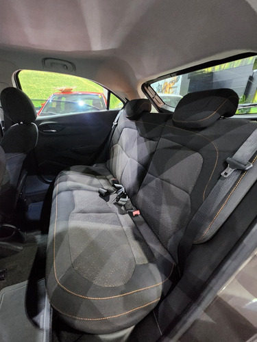 Chevrolet Onix 1.4 MPFI LT 8V FLEX 4P MANUAL