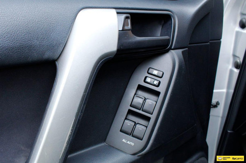 Imagen 24 de 25 de Toyota Prado Tx-l