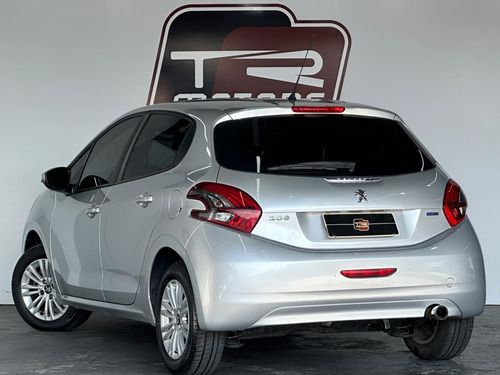 Peugeot 208 Act Pack Mt