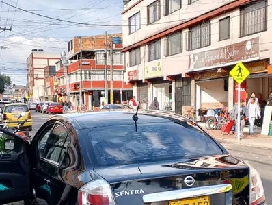 Nissan Sentra b16 2.0