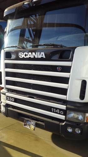 Scania R 114 330 4x2 Año 2003.