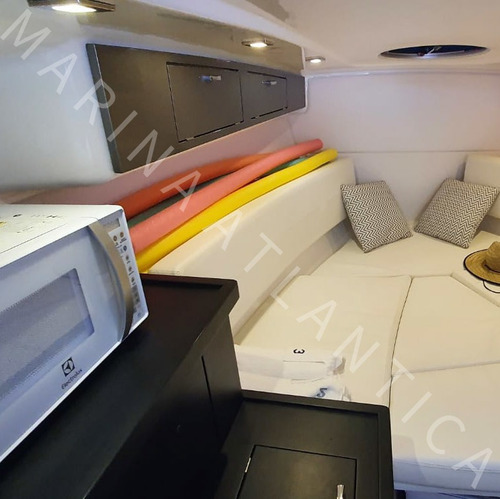 Imagem 14 de 15 de Lancha Phantom 303 01x Mercruiser 8.2 Gasolina Ano 2019 Nova