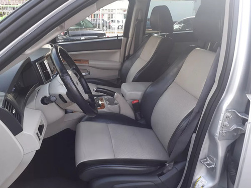 Jeep Grand Cherokee Limited V8 Power Tech 4x2 At