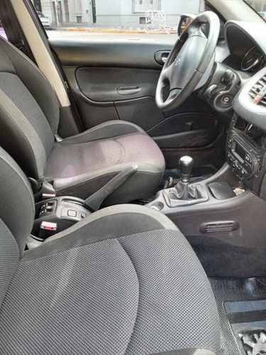 Peugeot 207 2011 1.6 Xt