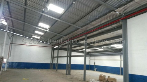 Raiza Suarez Vende Galpón De 502 Metros Cuadrados, Ubicado A Lo Largo La Autopista De Barquisimeto A Yaritagua., Ofreciendo Una Entrada Perfecta Para Gandolas Y Container Con Fácil Acceso, 24 2 2 4 0
