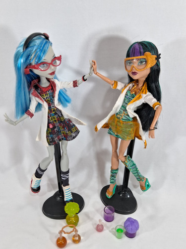 Pack Mad Science Cleo De Nile Ghoulia Yelps Monster High 02 (Usado)