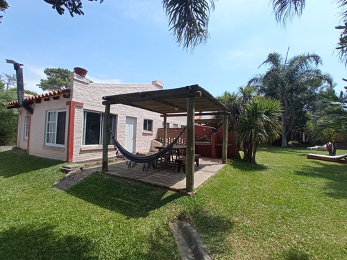 Terreno Hermoso Rodeado De Naturaleza Con Ocho Bungalow Equipados Para Renta!!!