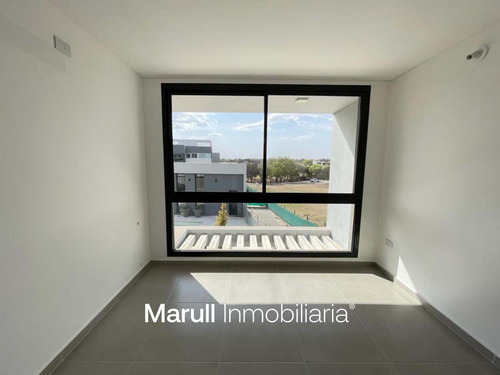 Imagen 14 de 26 de Torrentes De Manantiales Departamento Seguridad Amenities
