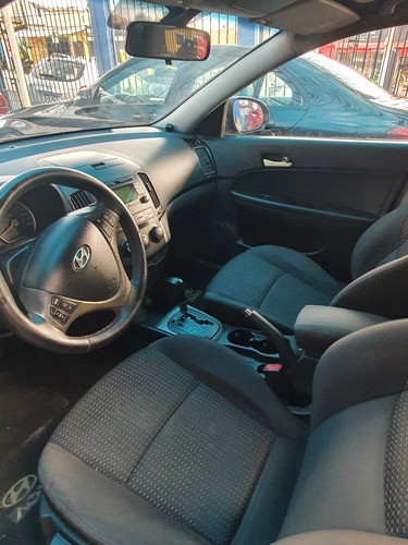 Imagem 7 de 15 de Hyundai I30 2010 2.0 Gls Aut. 5p