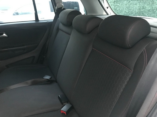 Imagen 13 de 15 de Volkswagen Suran Cross 1.6 Año 2015 - Liv Motors