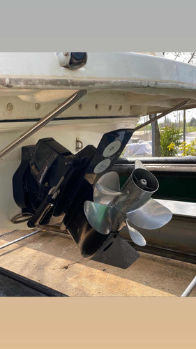 Imagen 13 de 17 de Quicksilver 2400 2016 Mercruiser 4.5 Lts. 250hp. 440 Hs.