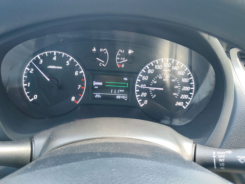 Nissan Sentra 1.8 Sense Mt