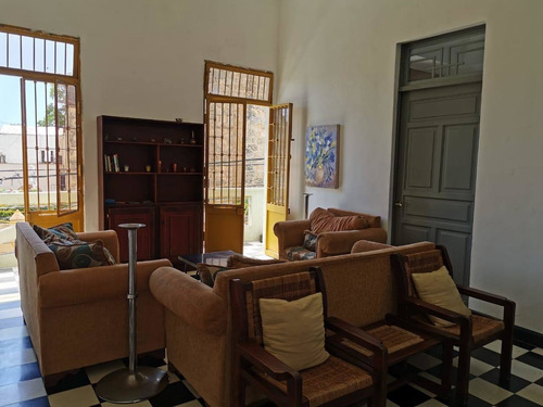 Alquiler Habitación Amueblada En La Zona Colonial