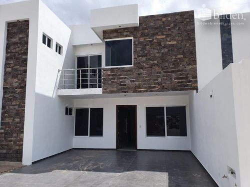 Imagen 1 de 10 de Casa Sola En Venta Fracc. Villas De La Salle