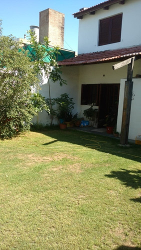 Vendo Casa 3 Dorm. B° Cerro De Las Rosas.