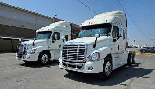 Tractocamion Freightliner Cascadia 2018 $1,290,000.00m.n.c/u