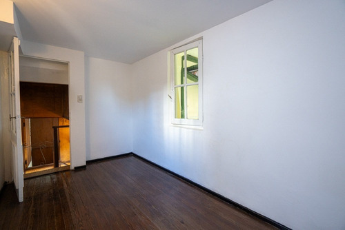 Departamento Ph En Venta En Parque Patricios, Capital Federal, Buenos Aires