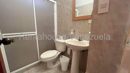 Apartamento En Alquiler Colinas De La Tahona Mls #25-14026