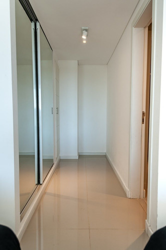 Imagen 14 de 30 de Venta , Wind Tower, 2 Dor. (ref: Lij-1412)