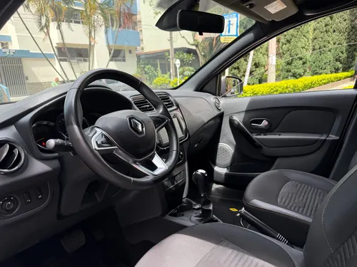 Renault Stepway 1.6 Intense Automática