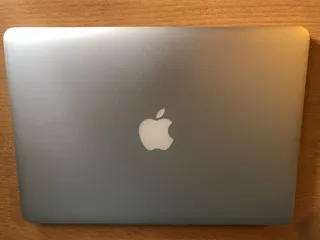 Macbook Pro 13.3 , Core I5, 8gb Ram, 256gb Ssd