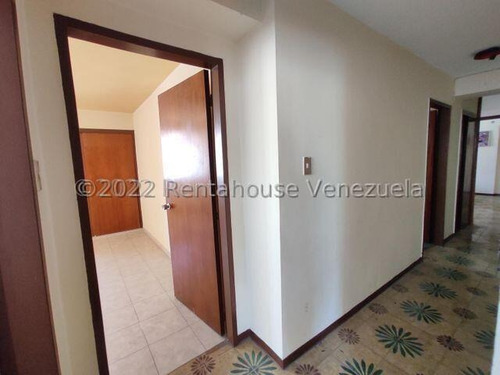 Apartamento Amplio En Calicanto Resd. Caroni. Ljsa 23-4948