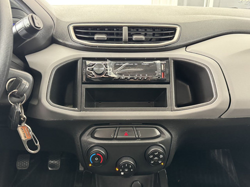Chevrolet Onix HATCH LS 1.0 8V FlexPower 5p Mec.