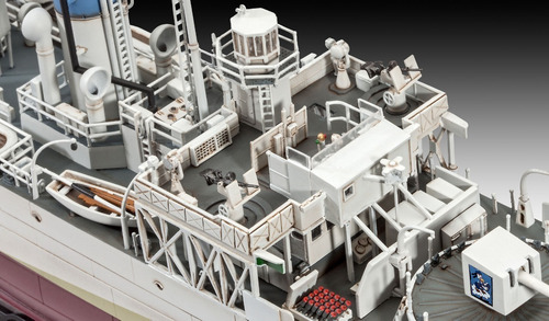 Maqueta Revell - Flower Class Corvette Hmcs Snowberry 1:144