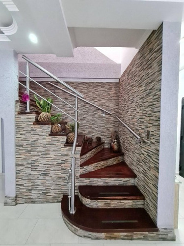 Imagen 4 de 14 de Townhouse En Venta Urb Jardín Mañongo Cod 444638