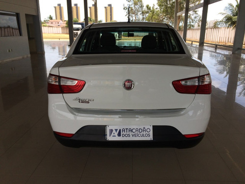 Imagem 4 de 9 de Fiat Grand Siena 1.6 Flex 4p(unico Dono)