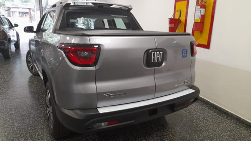 Imagen 3 de 5 de Fiat Toro Volcano 1.3 At6 4x2 E.full