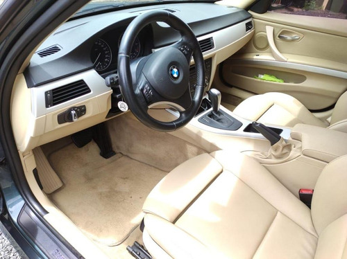 Bmw 320i 2.0 - 16v Gasolina 4p Automático 2010/2011