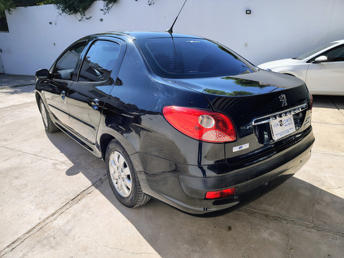 Peugeot 207 1.4 Sedan Xs