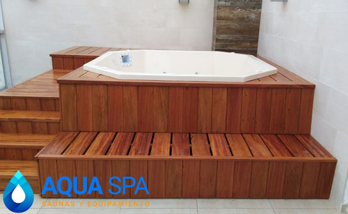 Jacuzzi Revestido Con Deck De Madera