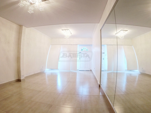 Imagen 3 de 17 de Triplex En Venta En Ramos Mejia Sur