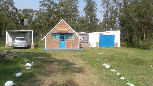 Casa A La Venta En La Zona De Piriápolis, A 3 Km De La Playa- Ref: 27119