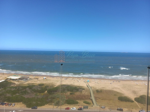 Imagen 2 de 16 de Venta Edificio Le Parc - Punta Del Este Brava