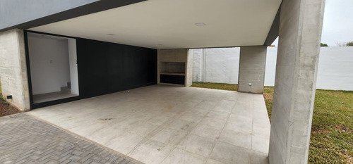 Imagen 2 de 15 de Vendo En Housing Triplex 2 Dormitorios Barrio Villa Belgrano