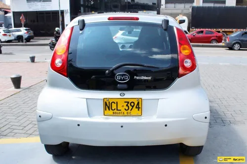 Byd F0 Glx-i2013