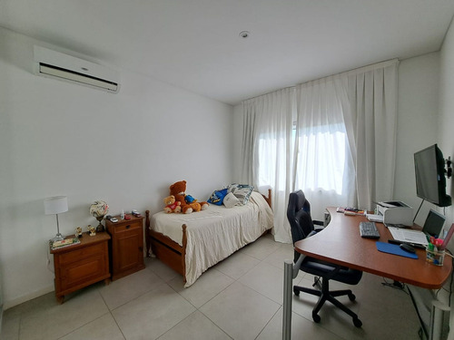 Imagen 28 de 30 de Venta Casa Lote Interno Tipas Nordelta Pileta
