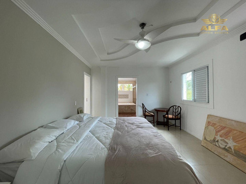 Imagem 19 de 30 de Mansão Na Praia Com 6 Suítes, Lazer Com Piscina, Sauna E Churrasqueira, 4 Vagas - Jardim Acapulco, Guarujá. - Ca0145