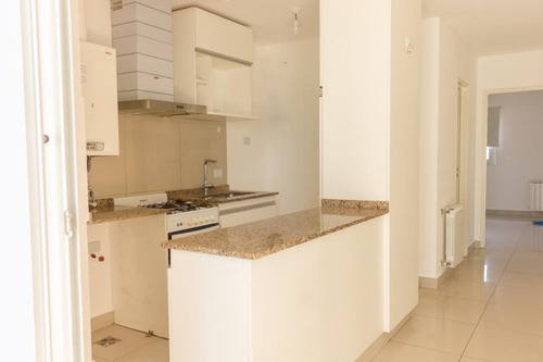 Imagen 3 de 12 de Duplex Housing De Manantiales! Oportunidad