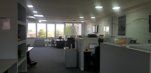 Imagen 3 de 10 de Edificio Comercial - Acas.-fleming/panam.