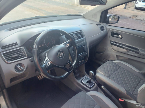 Imagem 5 de 10 de Volkswagen Fox 1.6 Msi Highline 16v Flex 4p Automatizado