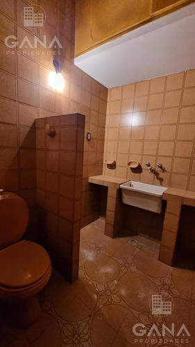 Casa Venta Refinerias Rosario Al Frente Con Cochera, Terraza Parrilero, 2 Baños, Cochera
